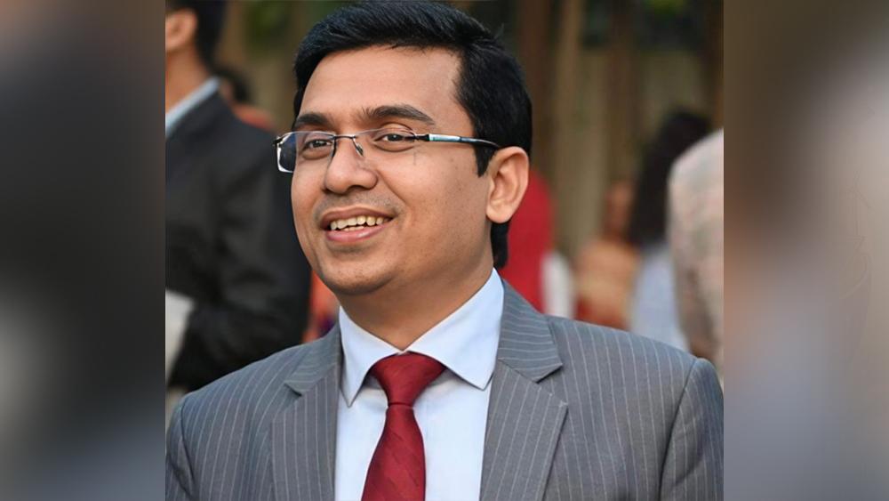 বরিশালের গৌরনদীতে ১৫ লক্ষ টাকা ক্ষতিপূরণ দাবি করে ইউএনও'কে লিগ্যাল নোটিশ - Chief TV