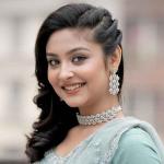কাকে বিয়ে করছেন অভিনেত্রী নাজনীন নীহা, ‘এনগেজড’ স্ট্যাটাসে নতুন জল্পনা - chief tv