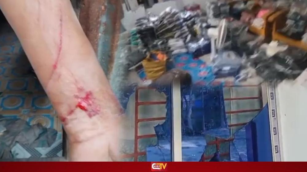 বাড়ির ভেতর দিয়ে রাস্তা না দেয়ায় হামলা-ভাঙচুর, লুটপাটের অভিযোগ - Chief TV