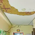 পলেস্তারা খসার আতঙ্ক নিয়েই চলছে গঙ্গাচড়া স্বাস্থ্য কমপ্লেক্স - Chief TV