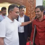চবি ছাত্রদল সম্পাদক নোমানকে প্রধানমন্ত্রীর ফোন, আবাসন সংকটের আশ্বাস - Chief TV
