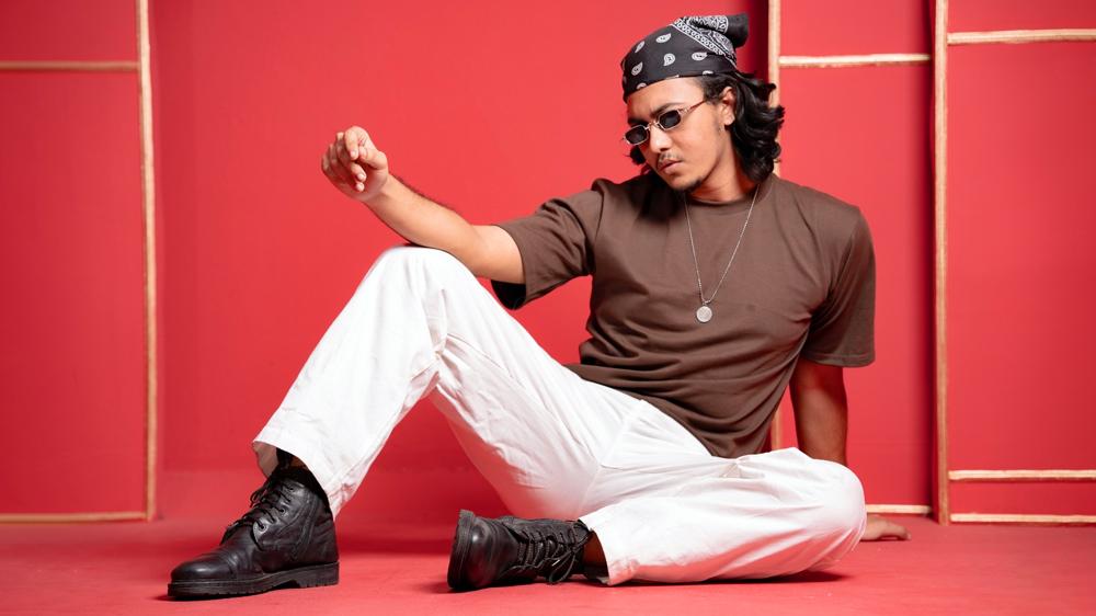 ঈদে আসছে নাজমুল অনিকের মিউজিক ভিডিও 'যৌবন' - Chief TV 1