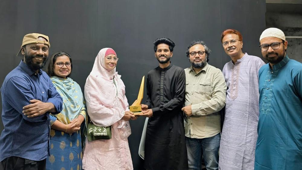 ফটো এ্যাফেয়ার্স গ্রুপের পুরস্কার বিতরণী ও ইফতার আয়োজন - Chief TV