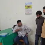 দেবিদ্বার উপজেলা স্বাস্থ্য কমপ্লেক্সে এমপি হাসনাতের আকস্মিক পরিদর্শন: অনুপস্থিত ৫ চিকিৎসককে শোকজ - Chief TV