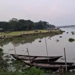 বর্ষার আগেই  নদীতে ভাঙন, আতঙ্কে সাধারণ মানুষ - Chief TV