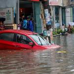 জলাবদ্ধতায় কষ্ট, চট্টগ্রামবাসীর কাছে প্রধানমন্ত্রীর দুঃখ প্রকাশ - Chief TV