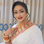 জন্মদিনে কাছের মানুষদের সঙ্গেই সময় কাটাবেন রোজিনা - Chief TV