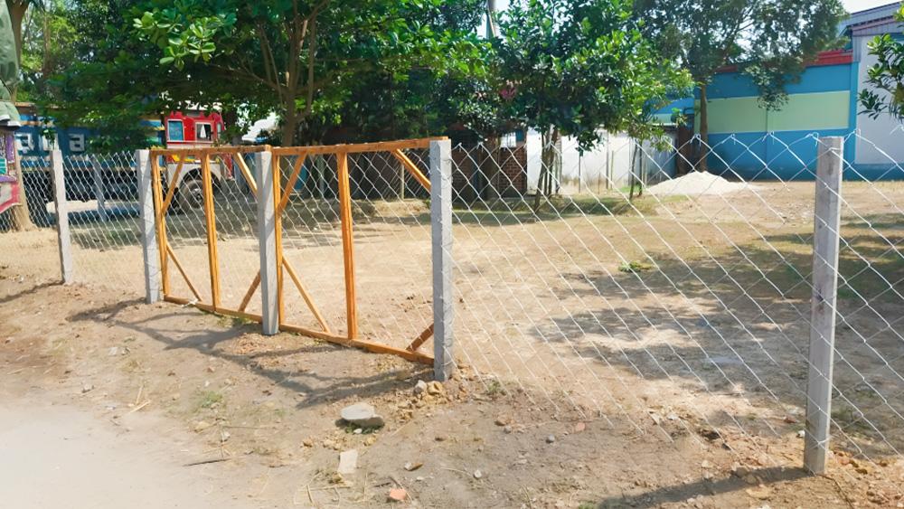 জয়পুরহাটের কালাইয়ে সড়ক ও জনপথ অধিদপ্তরের (সওজ) জায়গা অবৈধ ভাবে দখলের অভিযোগ - Chief TV