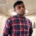 লালমনি এক্সপ্রেসে ভুয়া পরিচয়ে টিকিট চেকিং, যুবক আটক - Chief TV