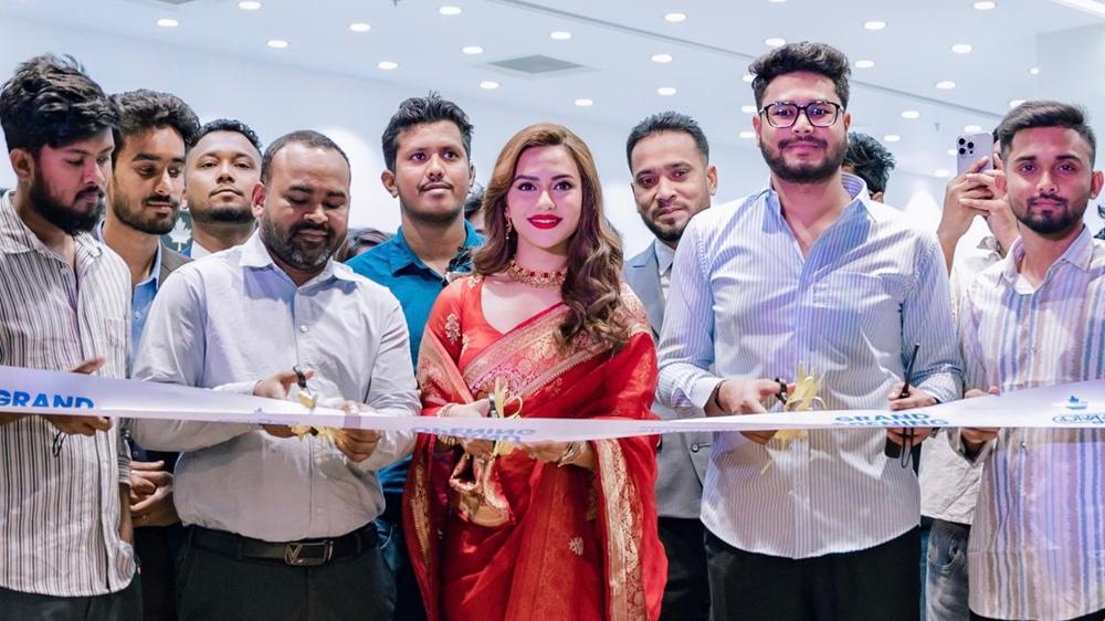 মৌসুমি লাইফস্টাইল মার্টের নতুন আউটলেট উদ্বোধন করলেন নুসরাত ফারিয়া - Chief TV