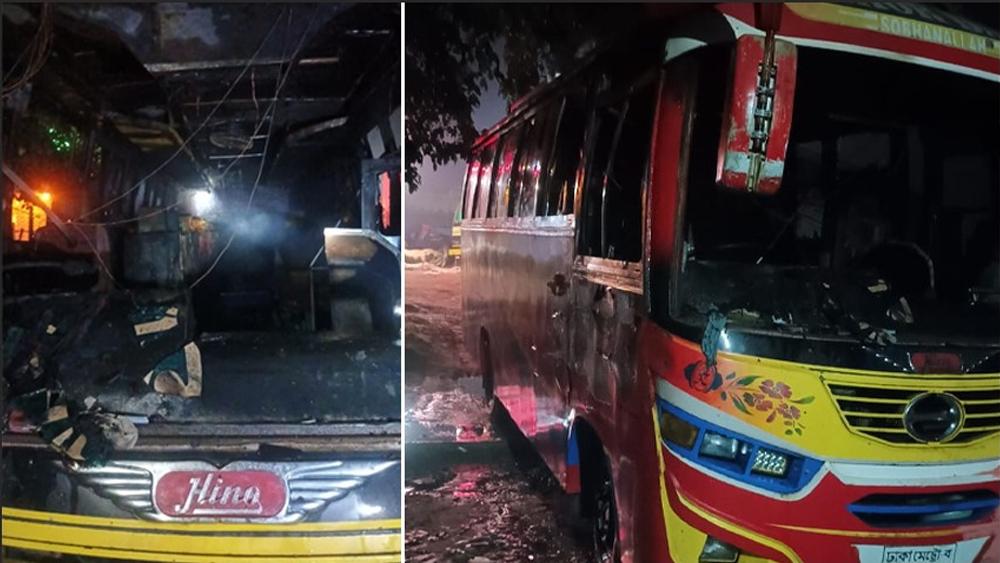 আক্কেলপুরে পার্কিং করা বাসে আগুন - Chief TV