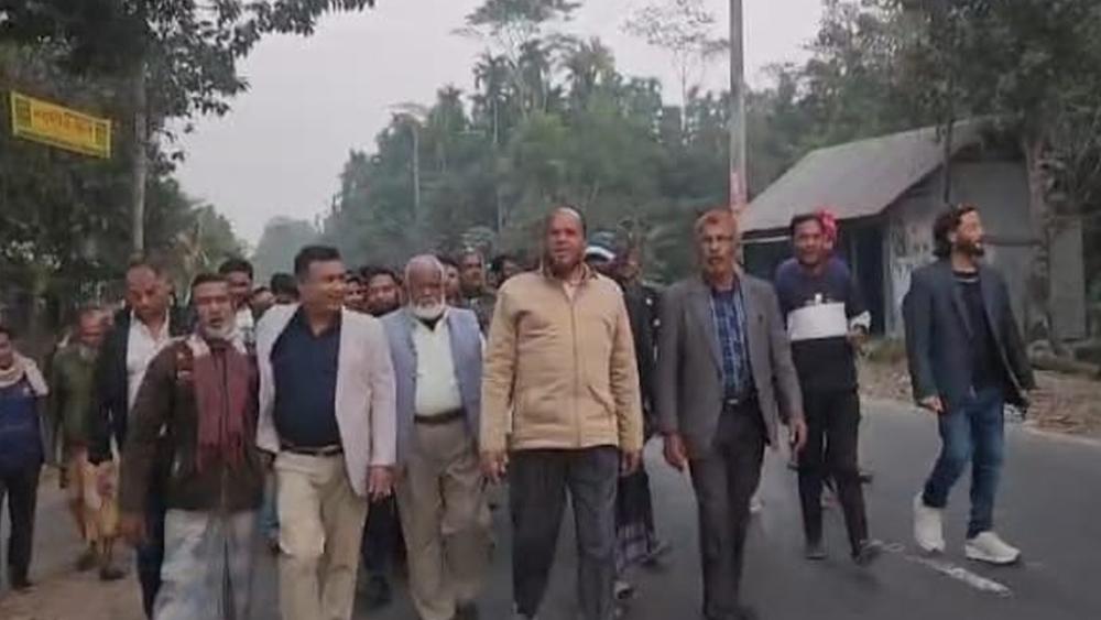 বাগেরহাট-৪ আসনে হরিণ প্রতীকে স্বতন্ত্র প্রার্থী কাজী খাইরুজ্জামান শিপনের গণসংযোগ - Chief TV