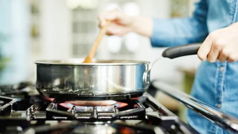 বাসায় গ্যাস সংকটে রান্নার বিকল্প উপায় - Chief TV