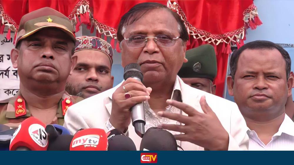 সরকার ফুটপাতের ব্যবসায়ীদের লাইসেন্স দেবে: ডিএসসিসি প্রশাসক - Chief TV