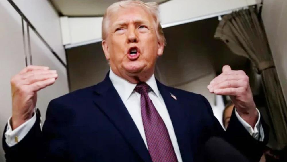 ইরানের সঙ্গে ব্যবসা করা দেশে শুল্কারোপের হুঁশিয়ারি - Chief TV