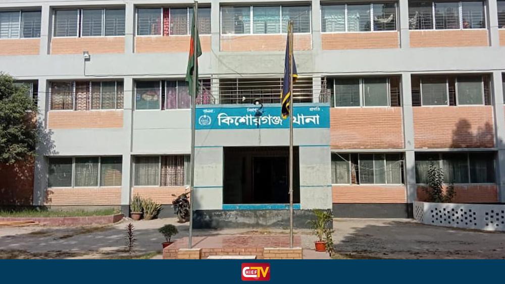 জুস খাইয়ে চালকের ইজিবাইক ছিনিয়ে নিল দুর্বৃত্তরা - Chief TV