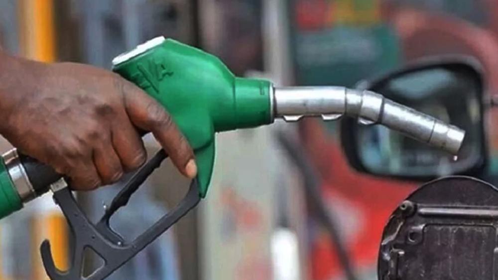 জ্বালানি তেলে খুশির খবর - Chief TV