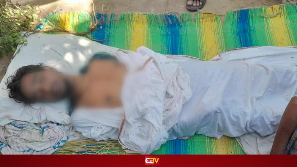 জয়পুরহাটের আক্কেলপুরে নিজ শয়নকক্ষ থেকে যুবকের মরদেহ উদ্ধার - Chief TV