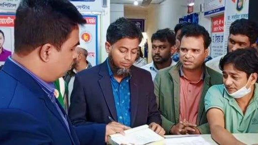 কচুয়ায় ৮ টি প্রতিষ্ঠানকে লক্ষ টাকার অধিক জরিমানা - Chief TV