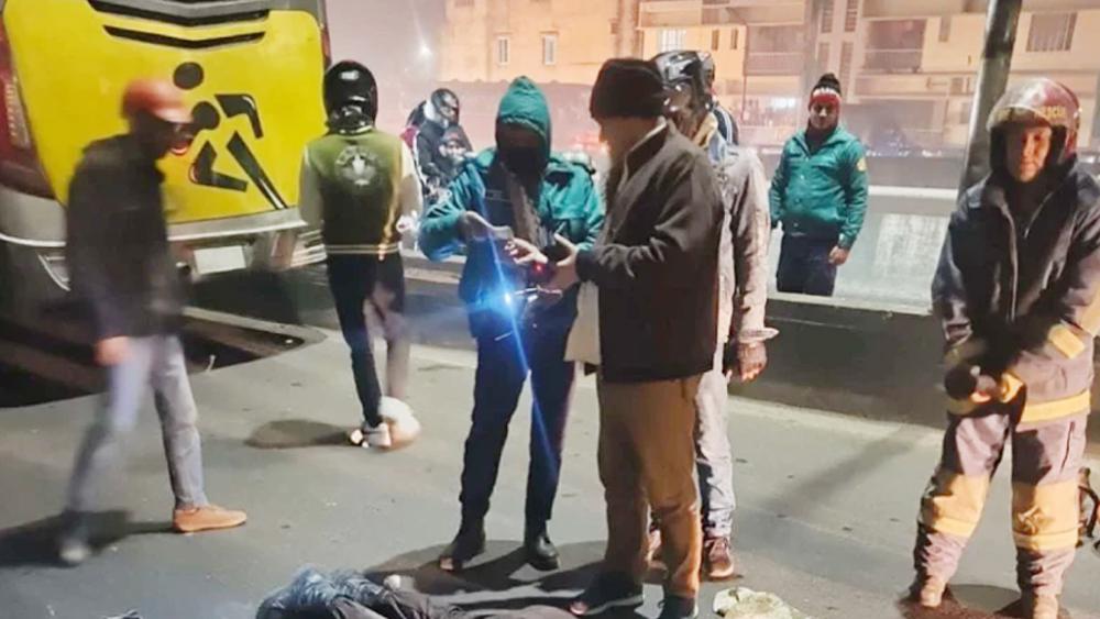 খিলগাঁও সড়কে পুলিশ সদস্য নিহত - Chief TV