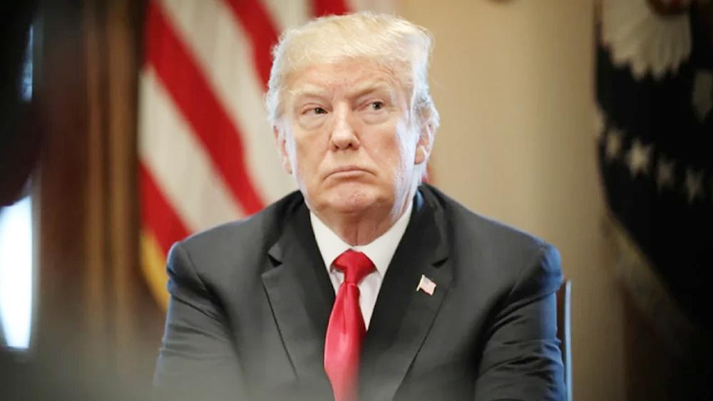 মধ্যবর্তী নির্বাচনে হারলে অভিশংসনের শঙ্কায় ট্রাম্প - Chief TV