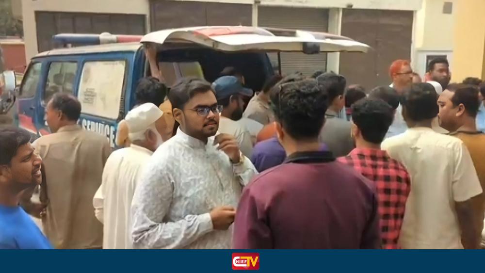 মেহেরপুরে দুটি মোটরসাইকেল মুখোমুখি সংঘর্ষ - Chief TV