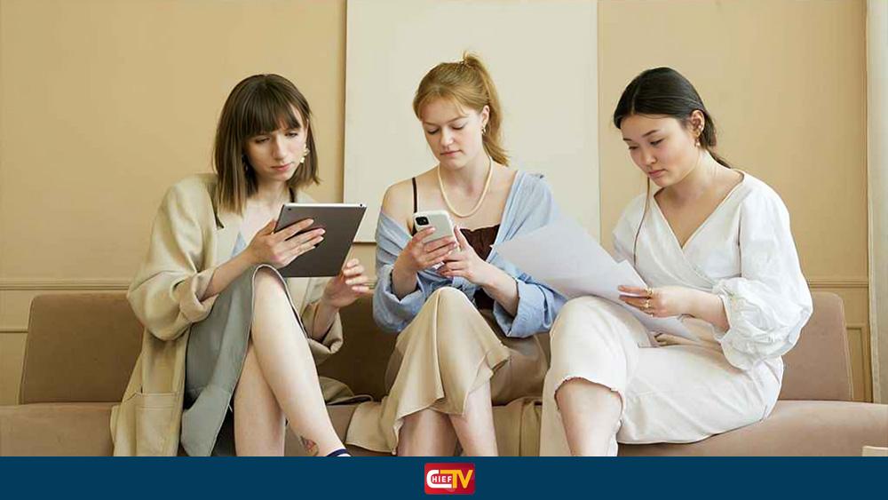 মেয়েরা গুগলে বেশি কী খোঁজেন? - Chief TV