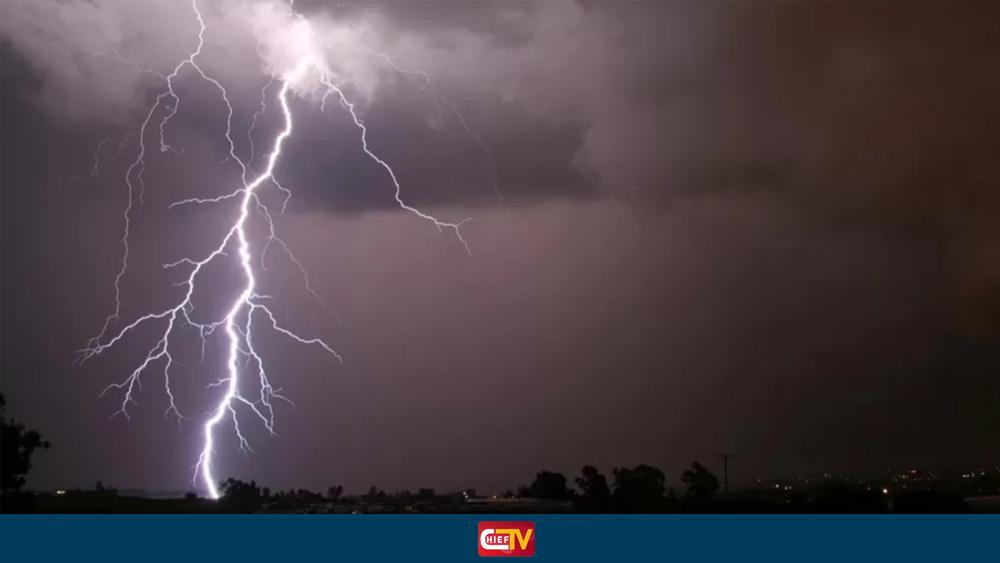 নওগাঁয় বজ্রপাতে দুই কৃষক নিহত হয়েছেন - Chief TV