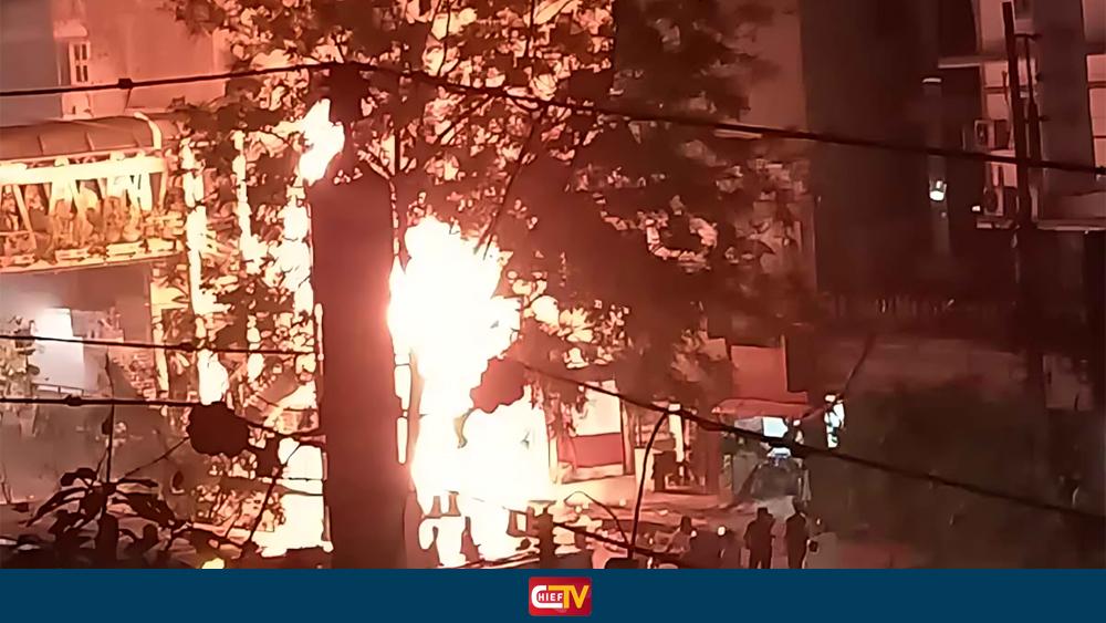 রাজধানীর নদ্দায় ভয়াবহ আগুন - Chief TV