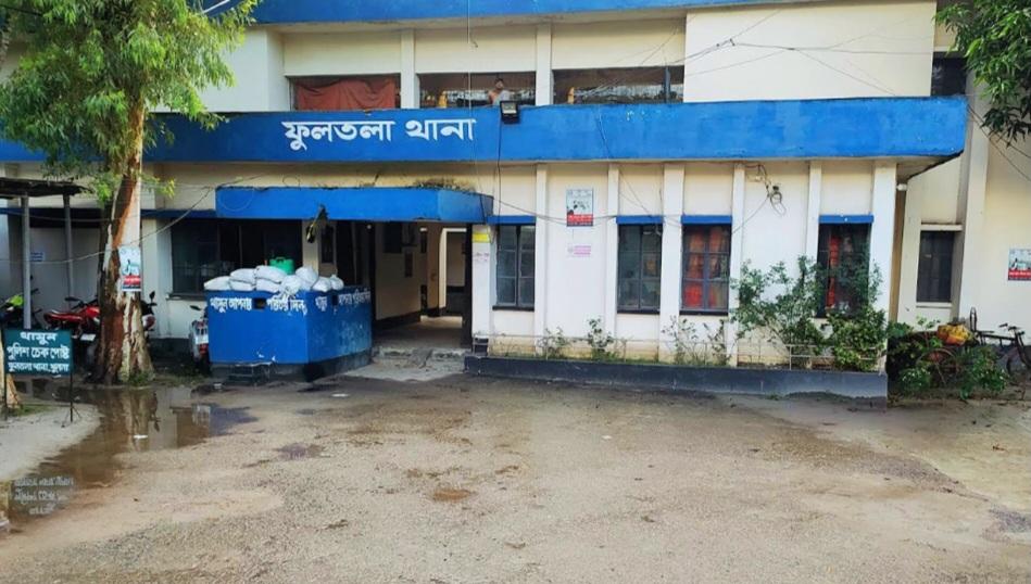 খুলনায় গৃহবধূকে গলা কেটে হত্যা- Chief TV