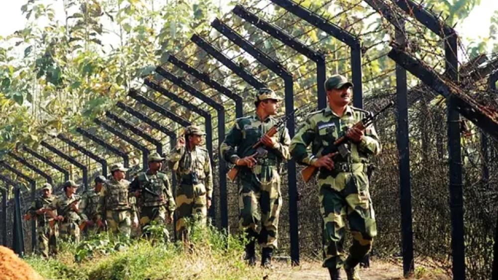 সীমান্তে বেপরোয়া বিএসএফ - Chief TV