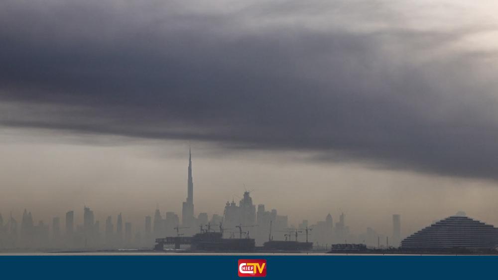 শক্তিশালী বিস্ফোরণে কেঁপে উঠলো দুবাই - Chief TV