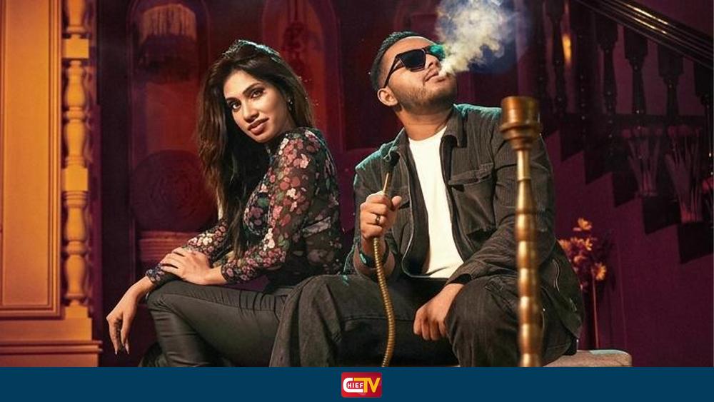 ভালোবাসার গল্পে প্রিয়া অনন্যা, আসছে ‘বুক চিড়ে দেখো’ - Chief TV