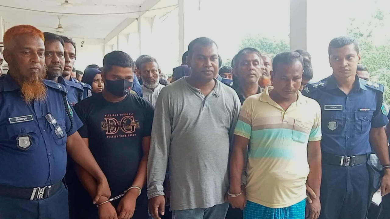 নওগাঁ আদালতে পৃথক মামলায় দুজনের মৃত্যুদন্ড ও দুজনের যাবজ্জীবন কারাদণ্ড - Chief TV