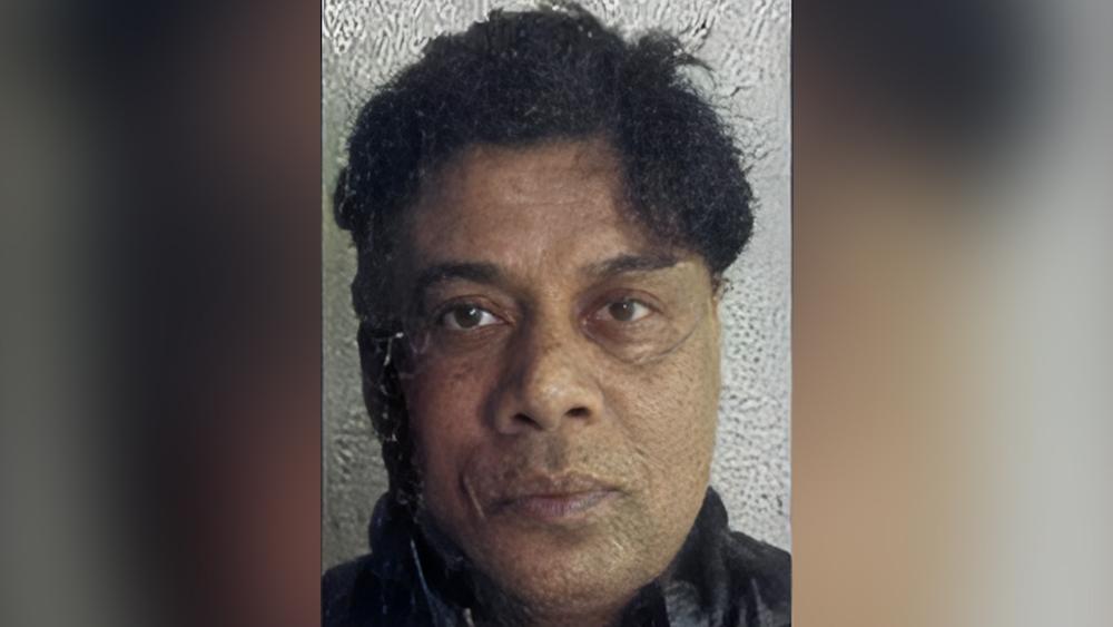 নিউমার্কেট এলাকায় গুলিতে নিহত ব্যক্তি ‘শীর্ষ সন্ত্রাসী’ টিটন - Chief TV