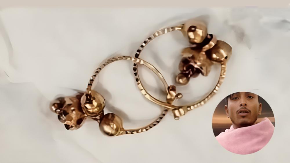 নওগাঁর সাপাহারে পুলিশের অভিযানে দুল ছিনতাইকারী গ্রেফতার - Chief TV