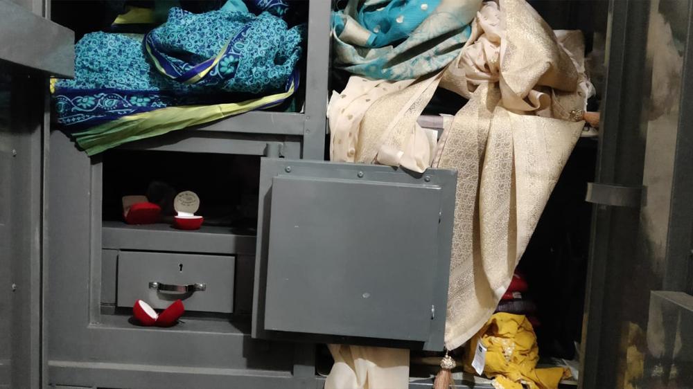 ক্ষতি কাটিয়ে উঠতে পারেনি মিরপুরের সেই সংখ্যালঘু পরিবার - Chief TV