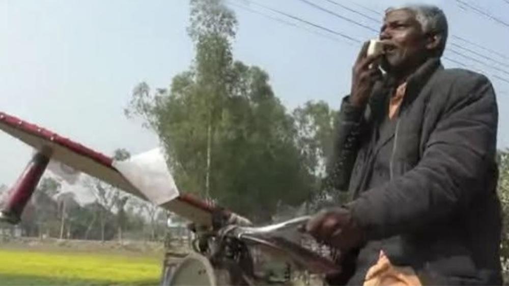 সাদামাটা প্রচারণায় ভোটারদের মন জয় করছেন ঢেঁকি প্রতীকের আজিজার - Chief TV