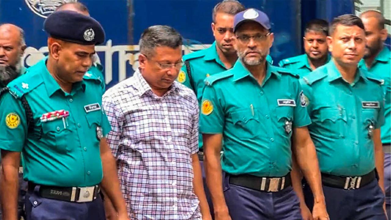 শেখ হাসিনার মামলায় মামুনের জেরা শেষ, ৮ সেপ্টেম্বর থেকে সাক্ষ্যগ্রহণ পুনরায় শুরু হবে - Chief TV