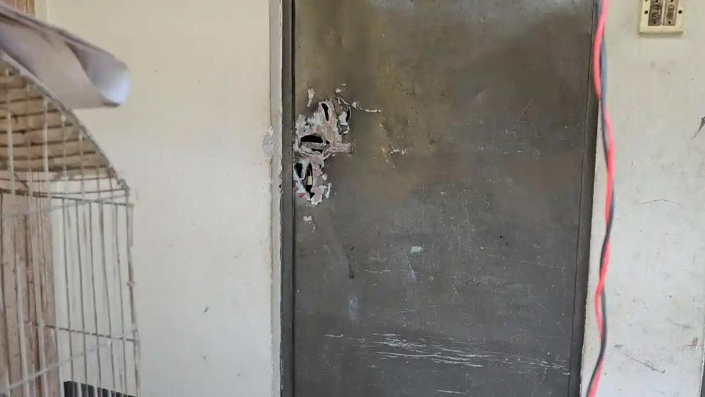 সিনেমা হলে অনৈতিক কার্যকলাপ, ৩৫ প্রেমিক যুগল আটক - 1Chief TV