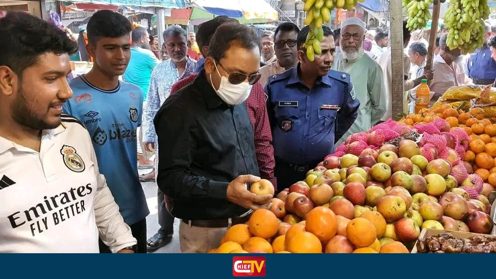 উলিপুরে মোবাইল কোর্টের অভিযানে ৭ ব্যবসায়ীকে জরিমানা - Chief TV