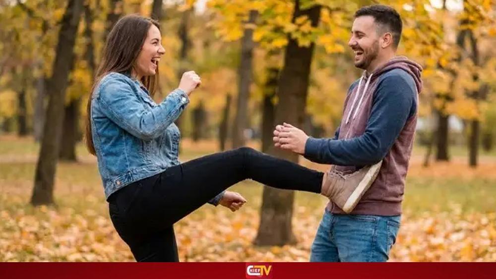 ভালোবাসা সপ্তাহ শেষ হতেই থাপ্পড় আর লাথি দিবসের নেপথ্যের কারণ - Chief TV